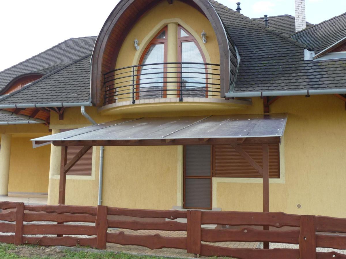 Nádas Társasház Balatonlelle Kültér fotó